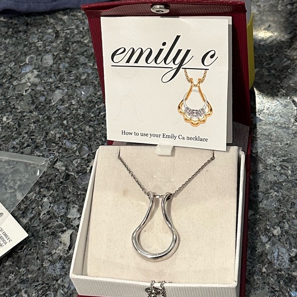 Emily C ring holder necklace - Picture 1 of 6